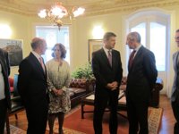 Catalá dice que el Gobierno no descarta "a priori" aplicar el artículo 155 para garantizar "que se va a cumplir la ley"