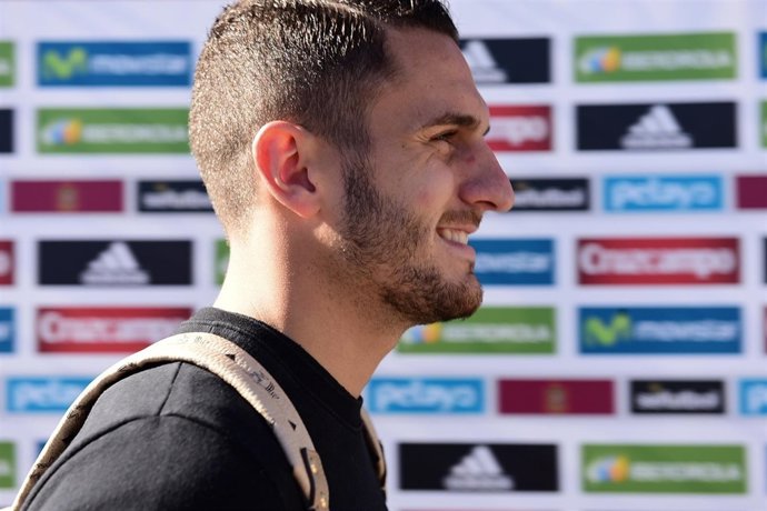 Koke,  a su llegada a la concentracion con la seleccion 