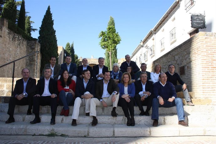 Juanma Moreno candidatos del PP-A a las generales del 20D