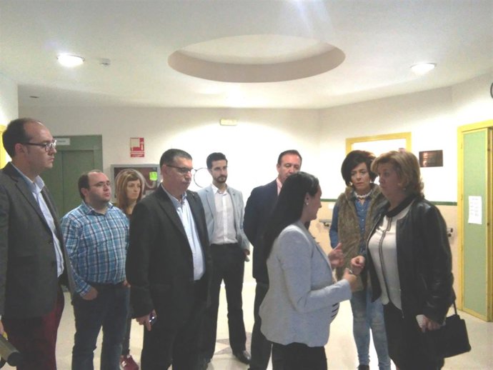 Visita de Teresa Vega a la residenca de mayores Torrebermeja
