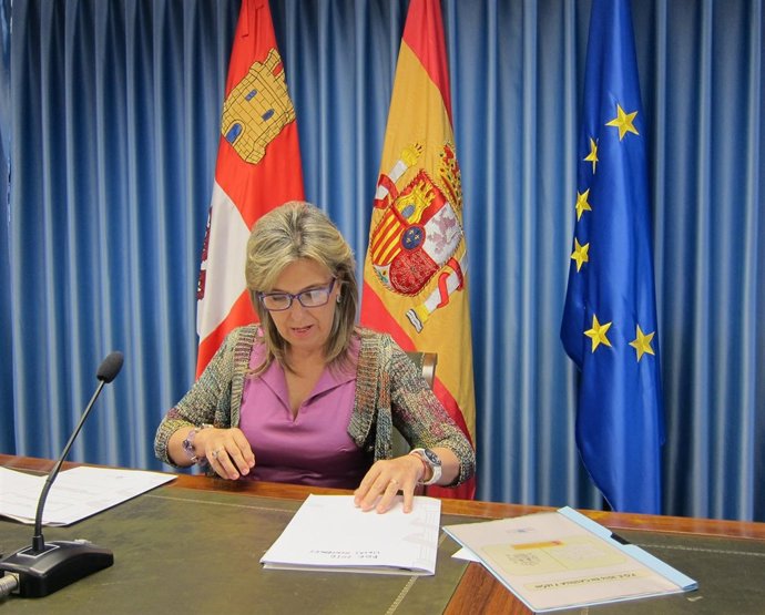 María José Salgueiro analiza los presupuestos para 2016