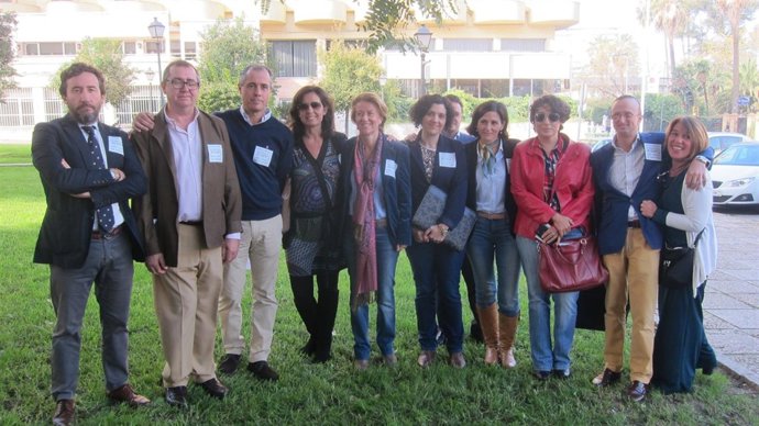 Miembros de la Plataforma para la reubicación del centro de menores.