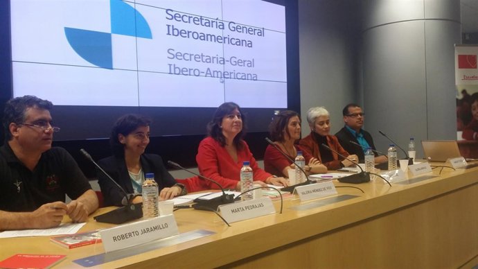 Los ponentes del acto de Entreculturas en la Secretaría General Iberoamericana