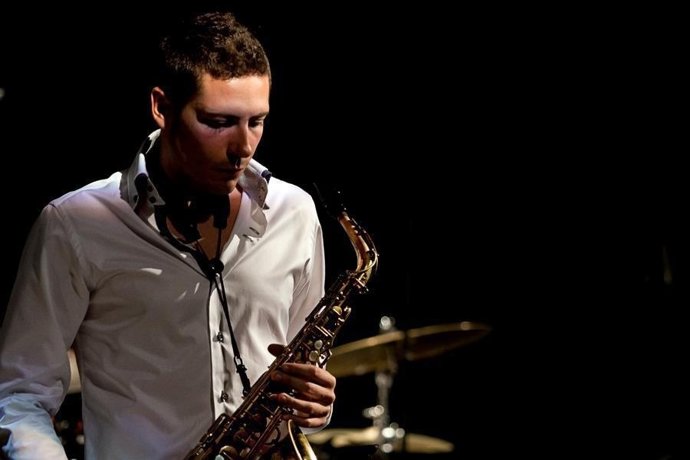 La orquesta Ernesto Aurignac en el Teatro Central