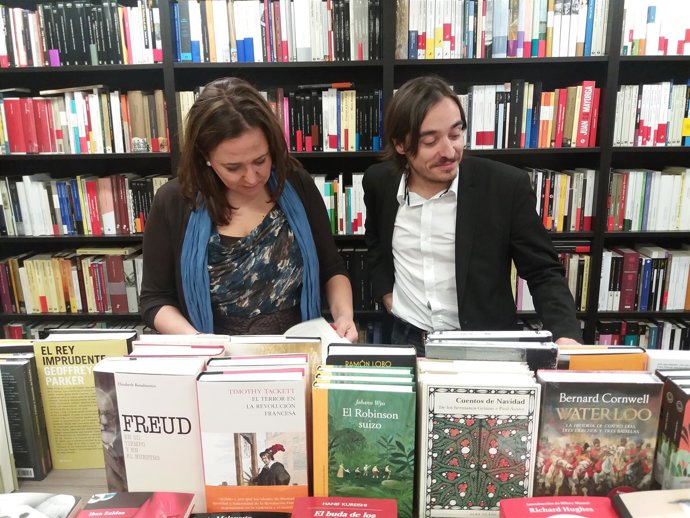 Mayte Pérez y Nacho Escuín participan en el Día de las Librerías