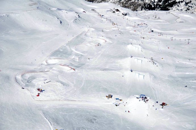 Pista de skicross en Sierra Nevada