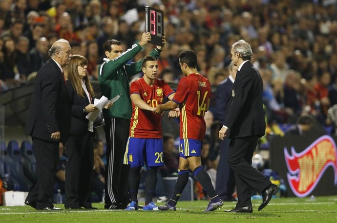 Thiago Alcántara selección española España Inglaterra Alicante