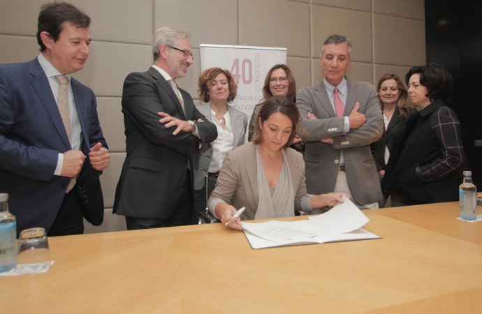 Córdoba se une a la Alianza contra la Obesidad