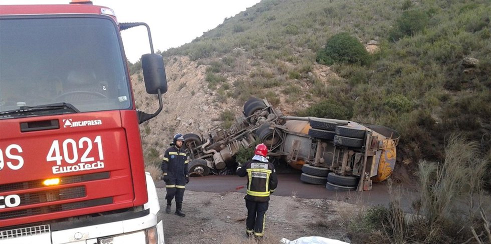 Accidente de tráfico en la N-211.