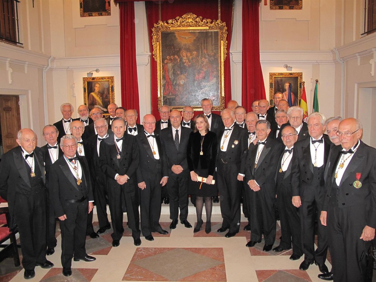 Salud Borrego ingresa en la Academia de Medicina y Cirugía