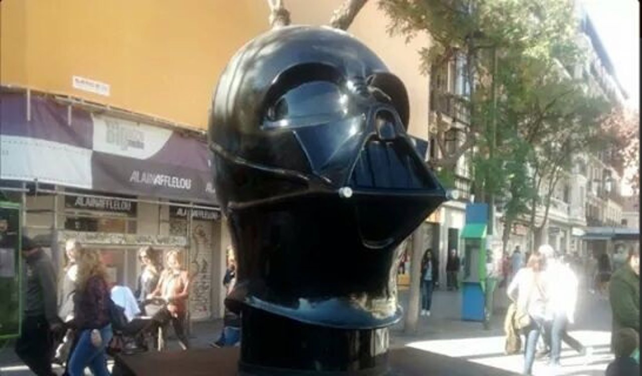 Star wars España casco Darth Vader