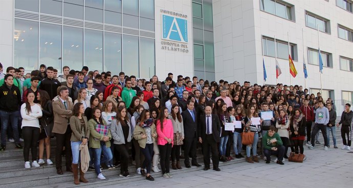 Minuto silencio campus