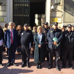 Concentración en la Delegación del Gobierno de Madrid