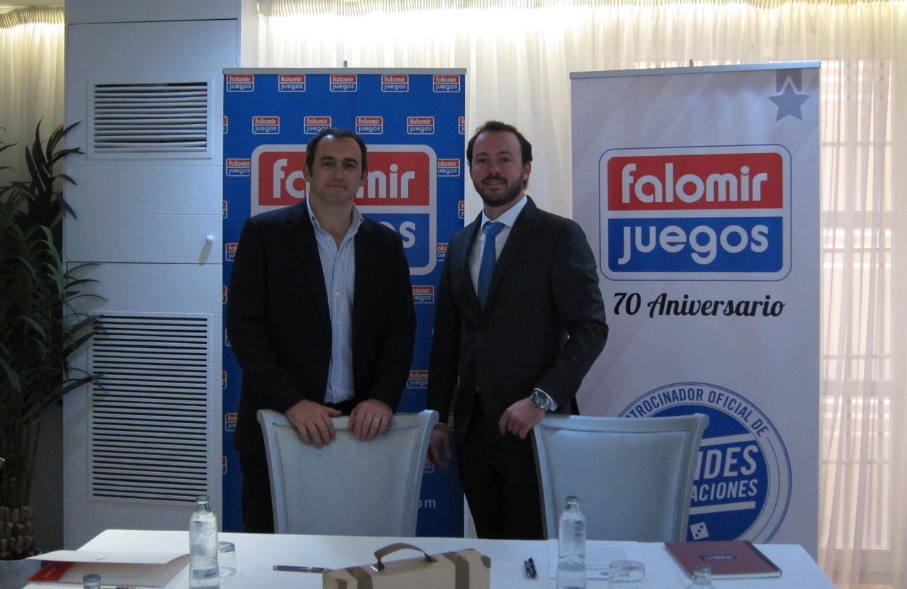 Ferando y Sandro Falomir en la presentación del 70 aniversario de la juguetera