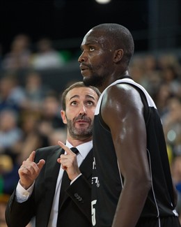 DOMINION BILBAO BASKET - UNICAJA, Shawn James