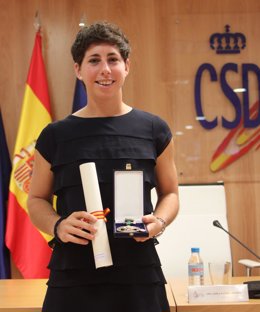 Carla Suárez recibe la Medalla de Bronce de la ROMD 