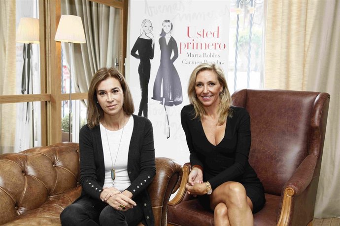 Marta Robles y Carmen Posadas presentan libro, Usted primero, manual de eleganci