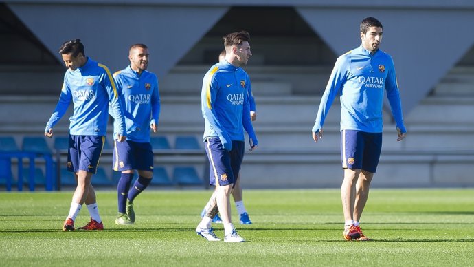 Leo Messi y Luis Suárez entrenando con el Barcelona