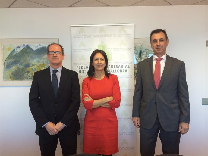 Hoteleros y Banco Popular