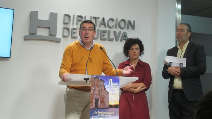 El alcalde de San Bartolomé, Manuel Domínguez, y diputada María Eugenia Limón.