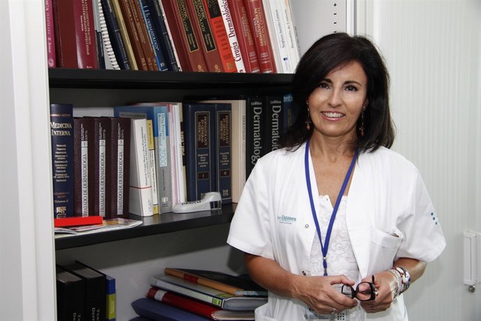 Doctora Ana Martín-Santiago