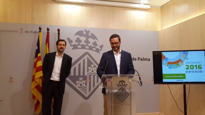 El alcalde de Palma presentando los presupuestos de 2016