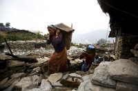 Organizaciones humanitarias acusan la limitación de sus actividades en Nepal por la crisis de combustible