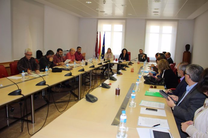 Grupo de trabajo para la aplicación de la Ley de Transparencia