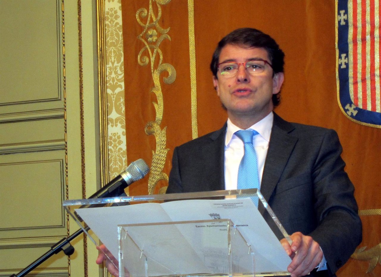 El secretario autonómico del PP en CyL, Alfonso Fernández Mañueco, en rueda de p