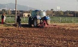 Técnicos de Agricultura visitando el Parc Agrari del Baix Llobregat
