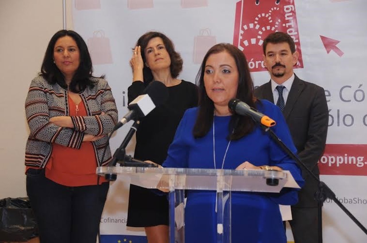 Carrillo durante la inauguración de la campaña 'Vive Córdoba Shopping'