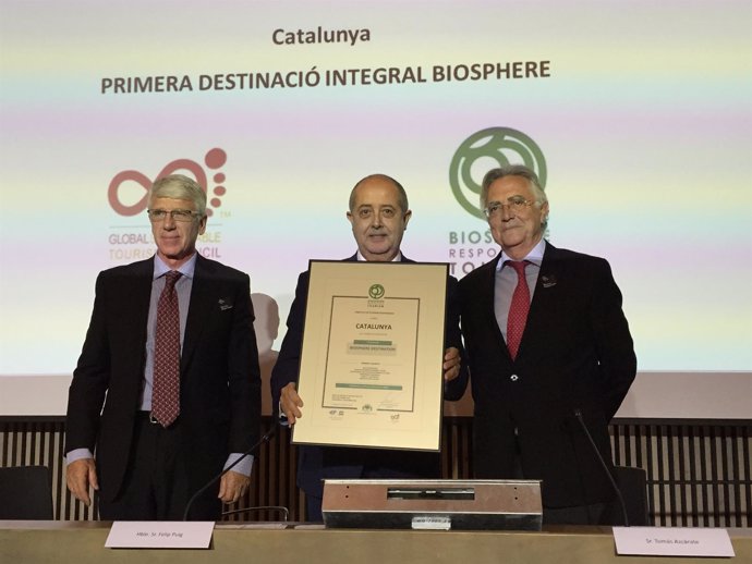 El conseller F.Puig recoge el certificado Biosphere de destino sostenible