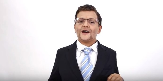 Niño imita a Rajoy en el vídeo 'Vota por los niños' de Educo