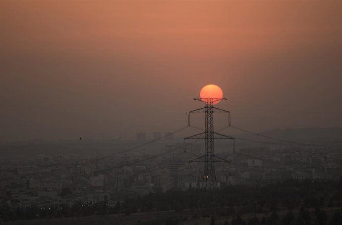 Vista de Teherán al atardecer