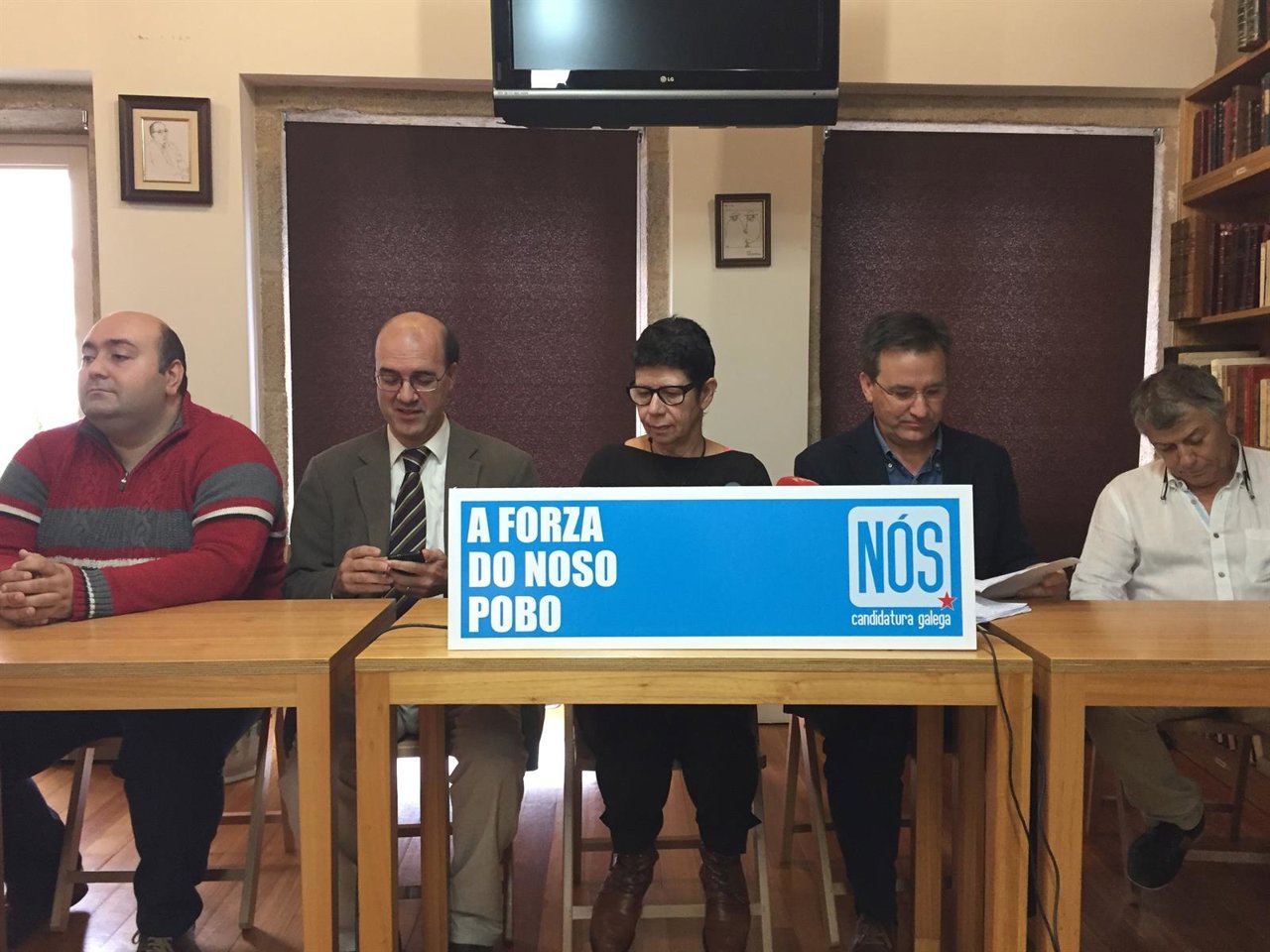 Rueda de prensa de apoyo a NÓS-Candidatura Galega