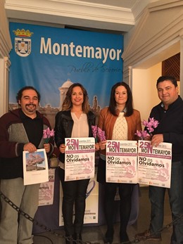 Guijarro (2ª izda.) en la presentación