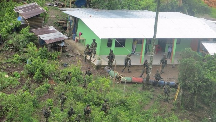 Enfrentamientos de campesinos y Ejército en Colombia dejan un muerto