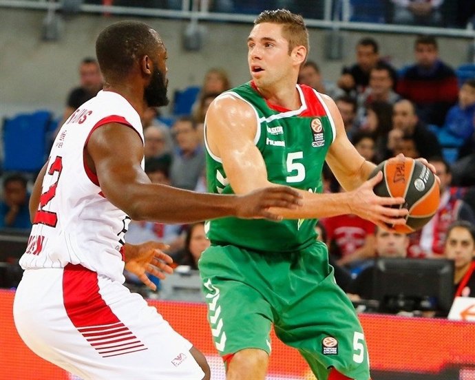 Laboral Kutxa vence al EA7 Emporio Armani Milán