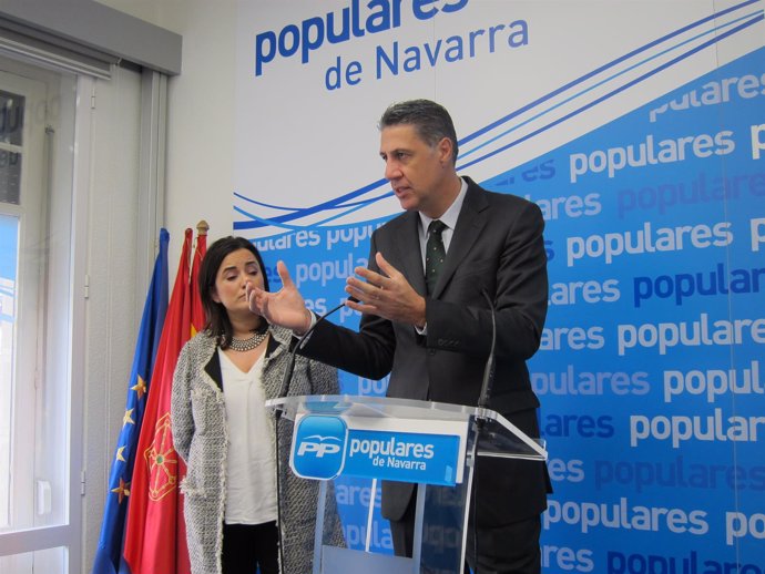 Xavier García Albiol en la rueda de prensa en Pamplona