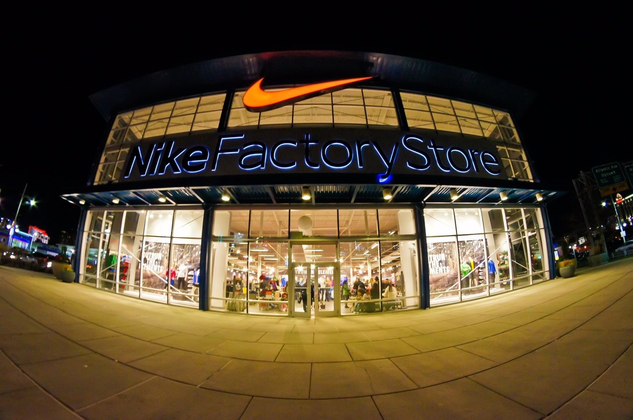 Nike recomprará acciones por 12.000 millones de dólares