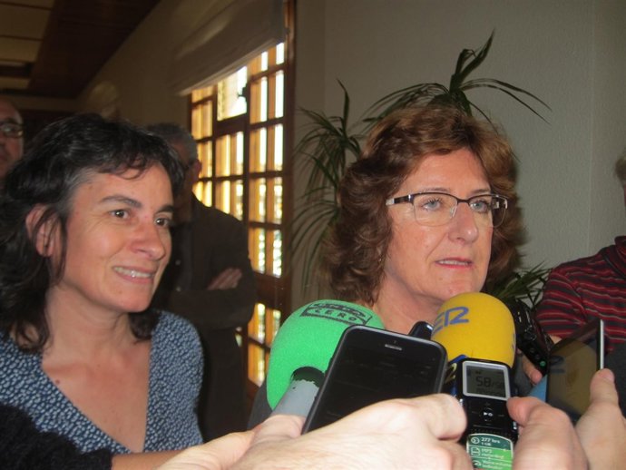 La vicealcaldesa Luisa Broto y la consejera de Derechos Sociales, Victoria Broto