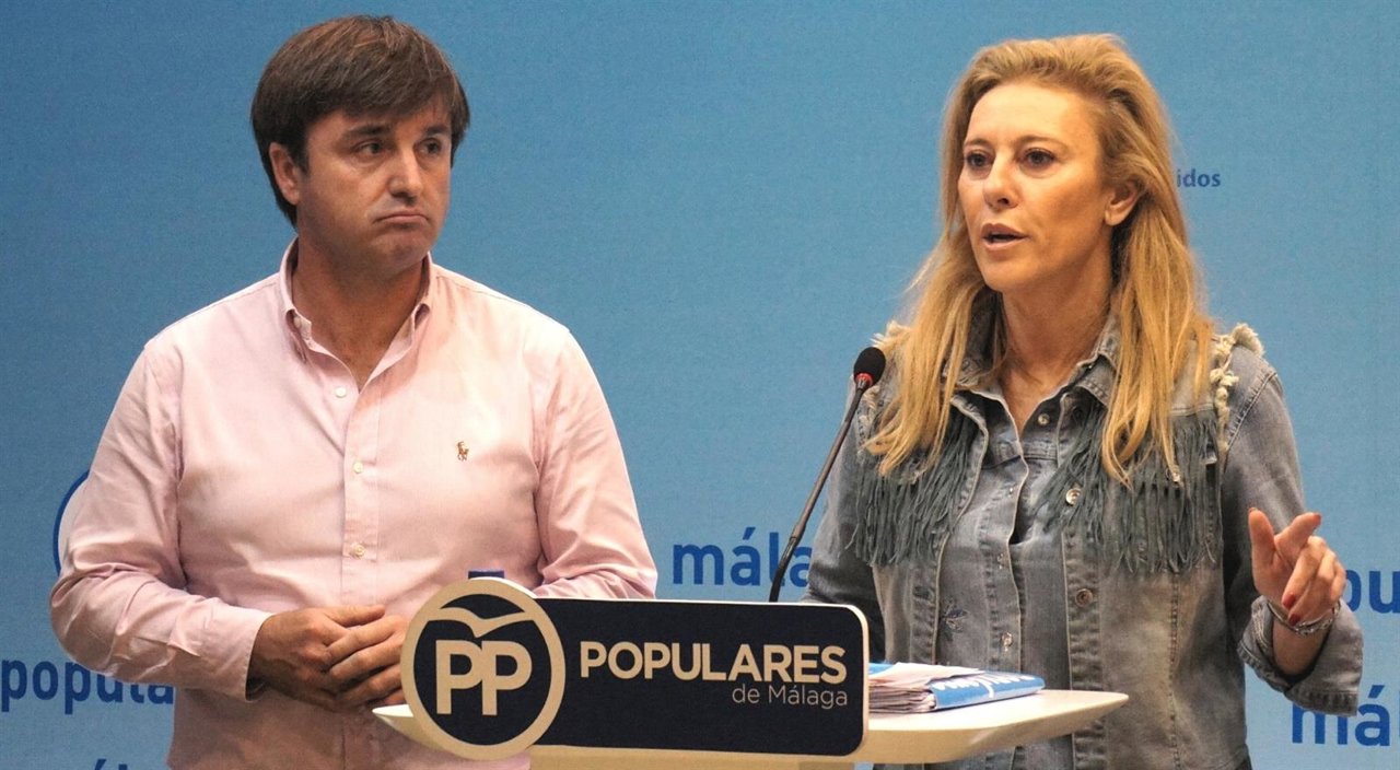 Avelino Barrionuevo, candidato PP Senado, y Carolina España Congreso