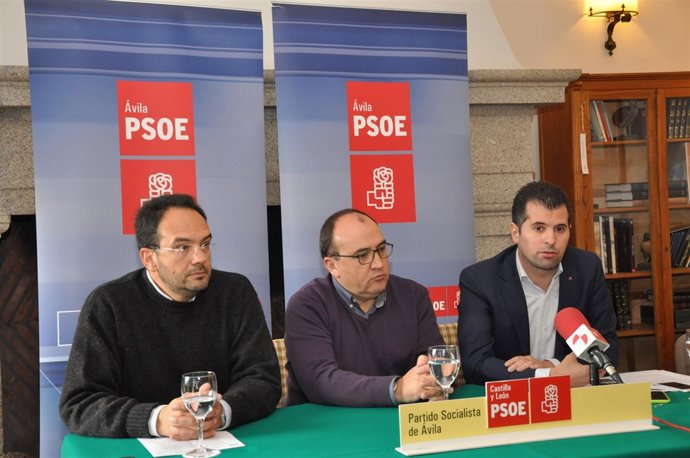 Hernando (i) y Tudanca (d) en Ávila