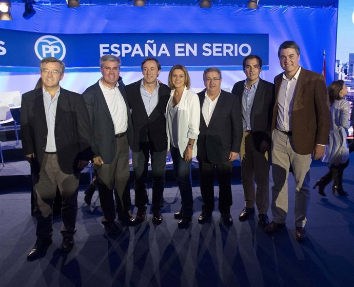 Candidatos andaluces del PP con María Dolores de Cospedal