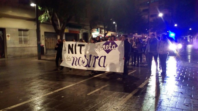 Manifestación nocturna contra la violencia machista