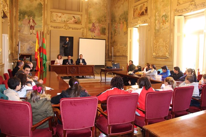 Pleno infantil en Torrelavega