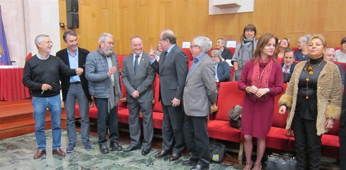 Herrera con los sindicatos en la constitución de la Cátedra