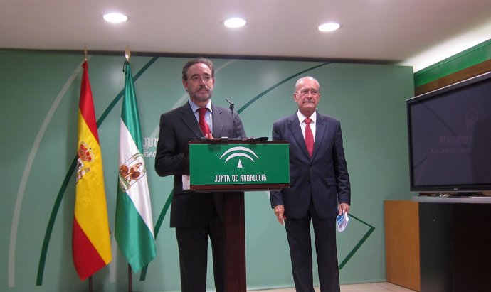 Consejero de Fomento, Felipe López, y el alcalde de Málaga De la Torre