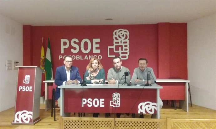 Los dirigentes y candidatos del PSOE en Pozoblanco