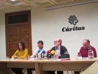 Cáritas atiende a 1.800 personas sin hogar al año en Asturias